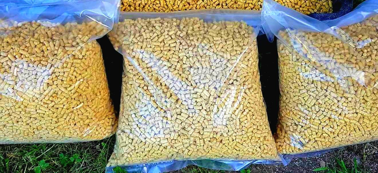 Proteinové kukuřičné pelety (Burizon Baits)