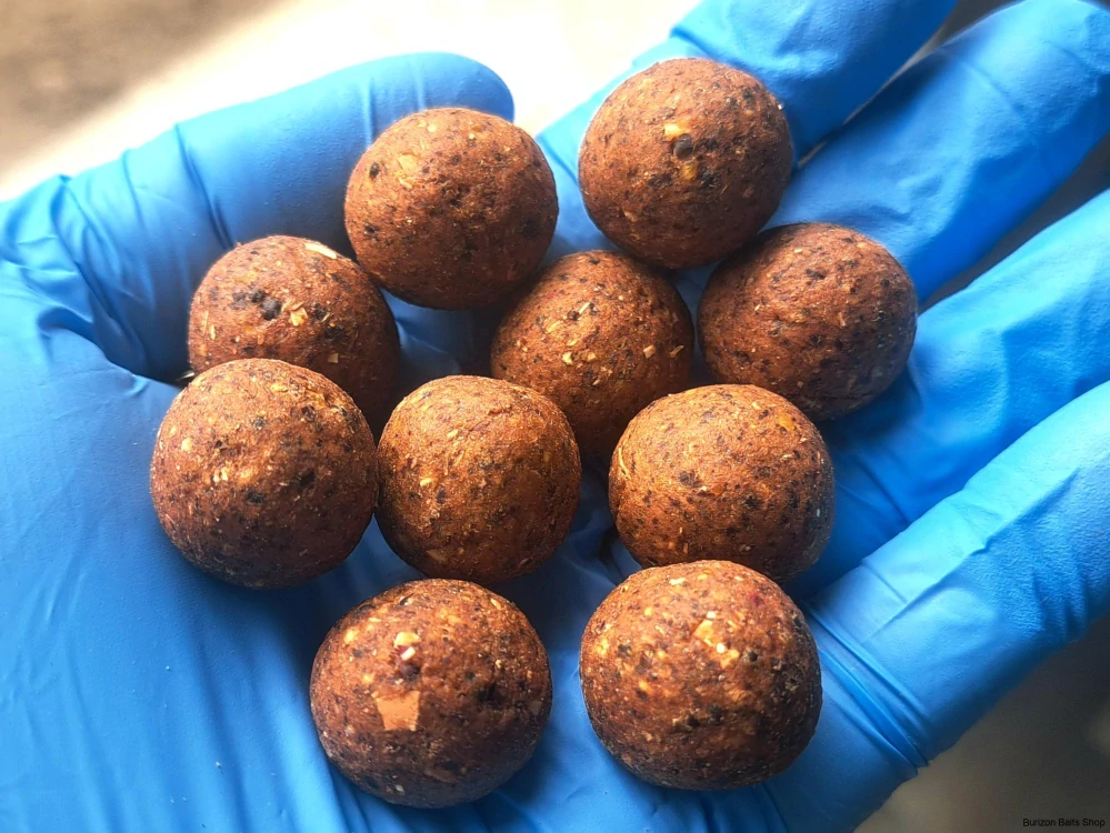 Burizon Baits Boilies Řepka & Tygří ořech & Krill